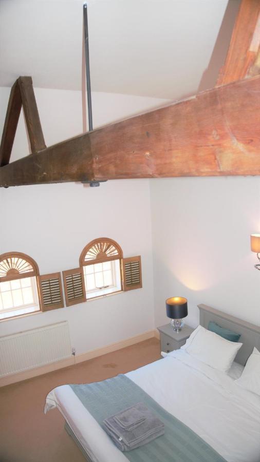 The Coach House Villa Hawkhurst Bagian luar foto