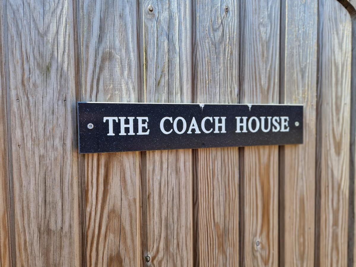 The Coach House Villa Hawkhurst Bagian luar foto