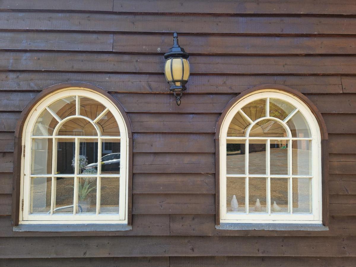 The Coach House Villa Hawkhurst Bagian luar foto