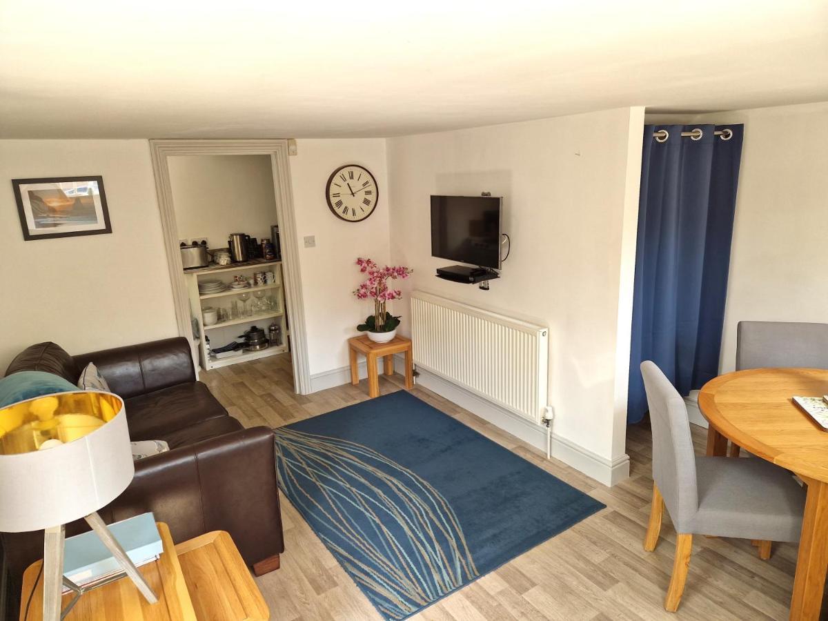 The Coach House Villa Hawkhurst Bagian luar foto
